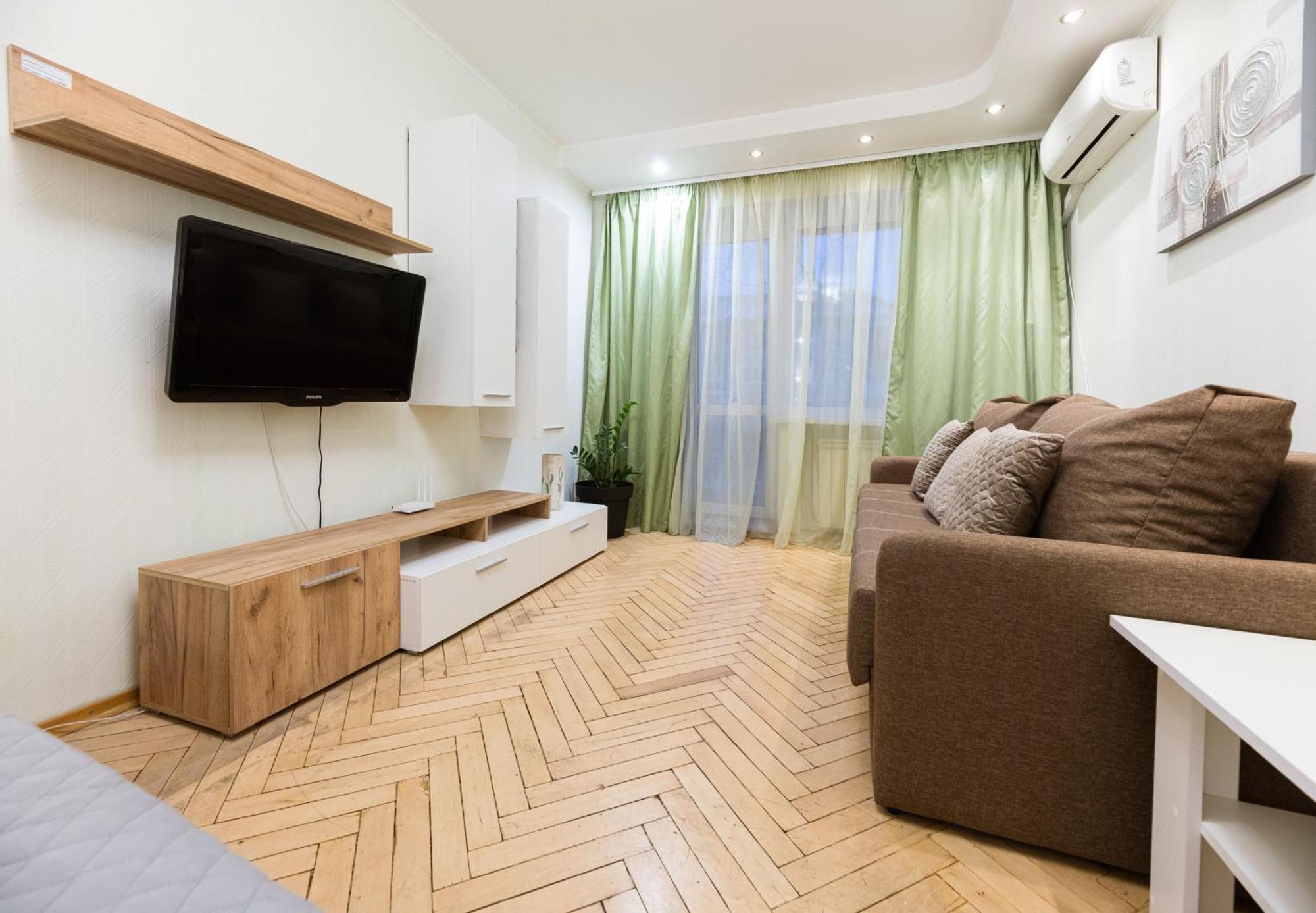 Apartment квартири метро дарниця Kiew